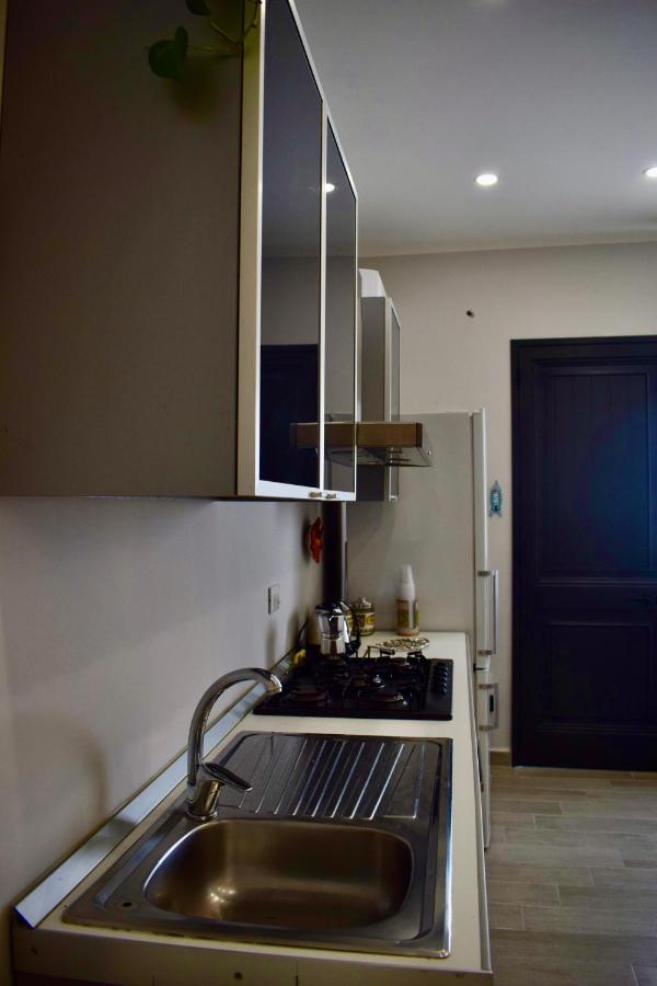 La Casa Dei Leoni Di Sicilia Apartment ปาแลร์โม ภายนอก รูปภาพ